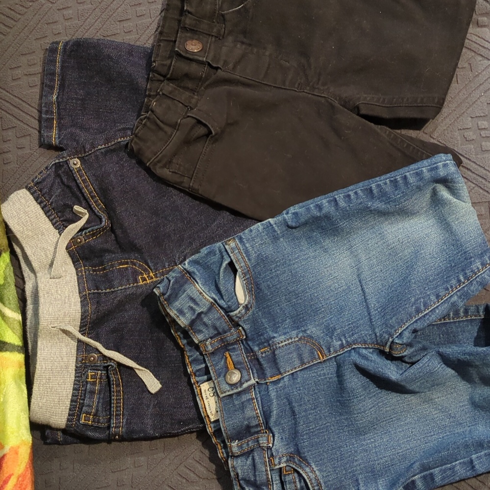 Toddler's Girl Jeans (3) size 4T